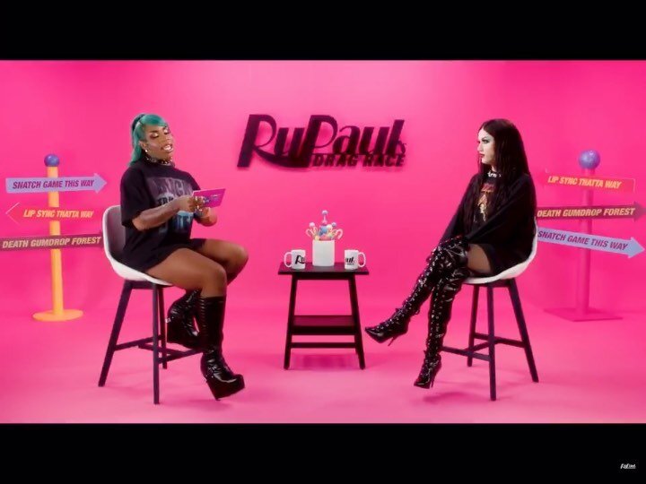 @monetxchange sorry baby I wish I was a better drag mother to you. Lol
I am so proud of you and so thankful that my sister @bobthedragqueen helped you become the wonderful Drag queen you are today.