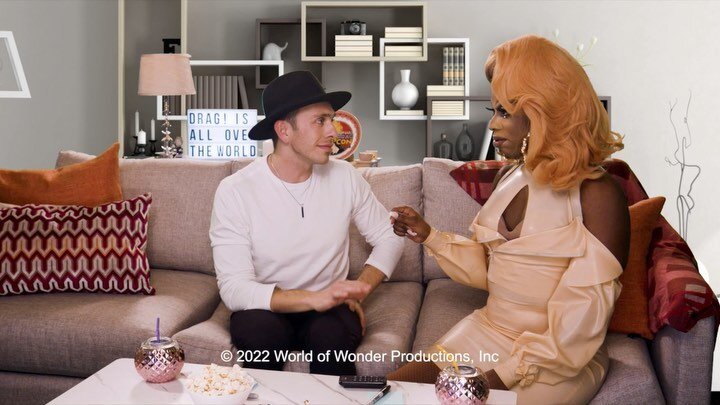 The global competition has come to a close! Watch the latest BINGE QUEENS now on @wowpresentsplus!
Also c&lsquo; mom @worldofwonder I&rsquo;ve turned it out this season on #BingeQueens, I feel like I have proven I am @rupaulsdragrace All Stars mater